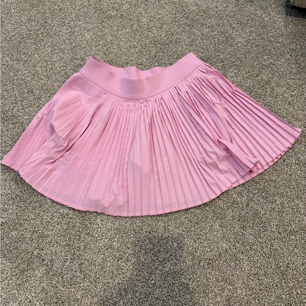 Lululemon Pleated Pink Women's tennis Skirt size 4
